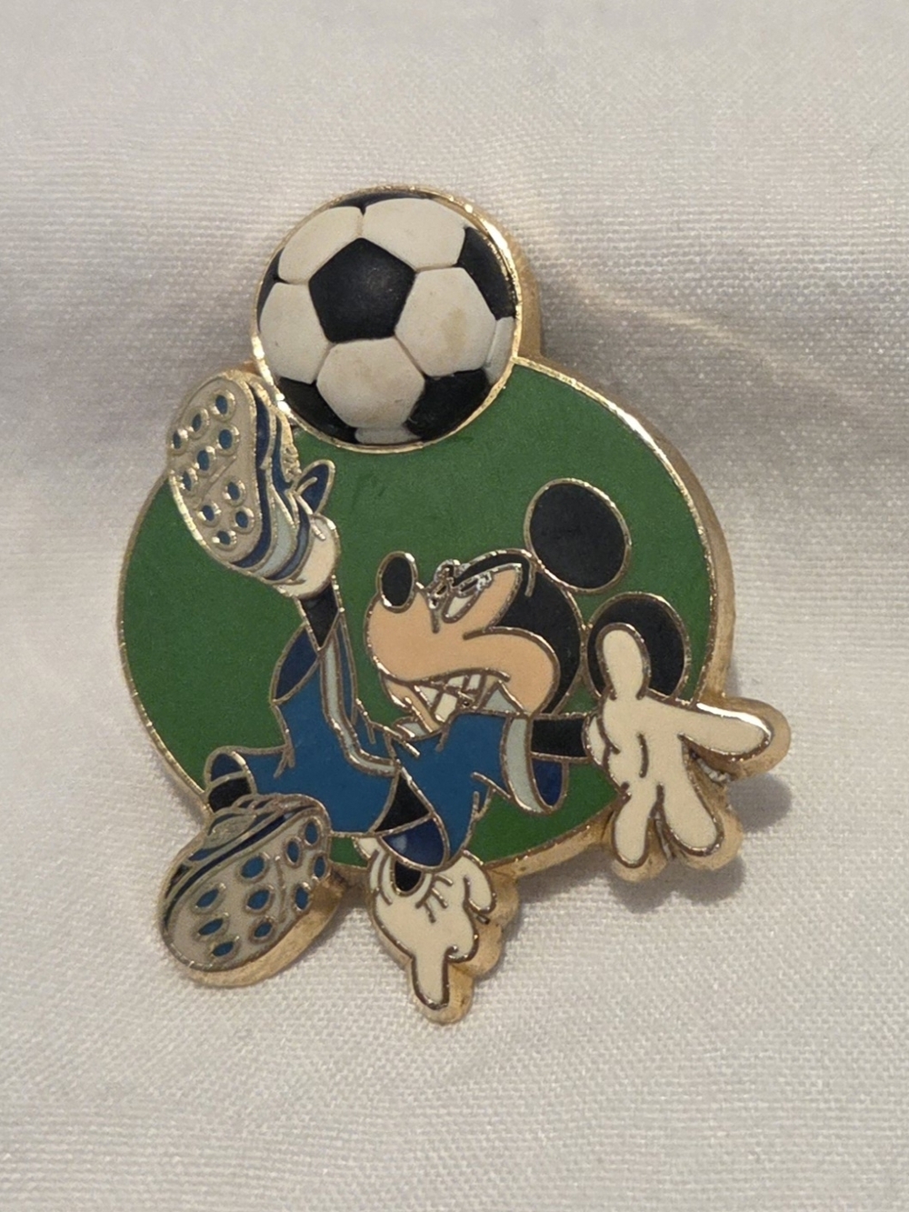 Rare Y2K Disney Mickey Mouse Soccer Enamel Pin - Green, Black, White, Blue 2002